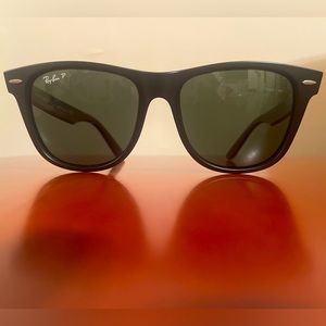 Black aviator raybans unisex sunglasses